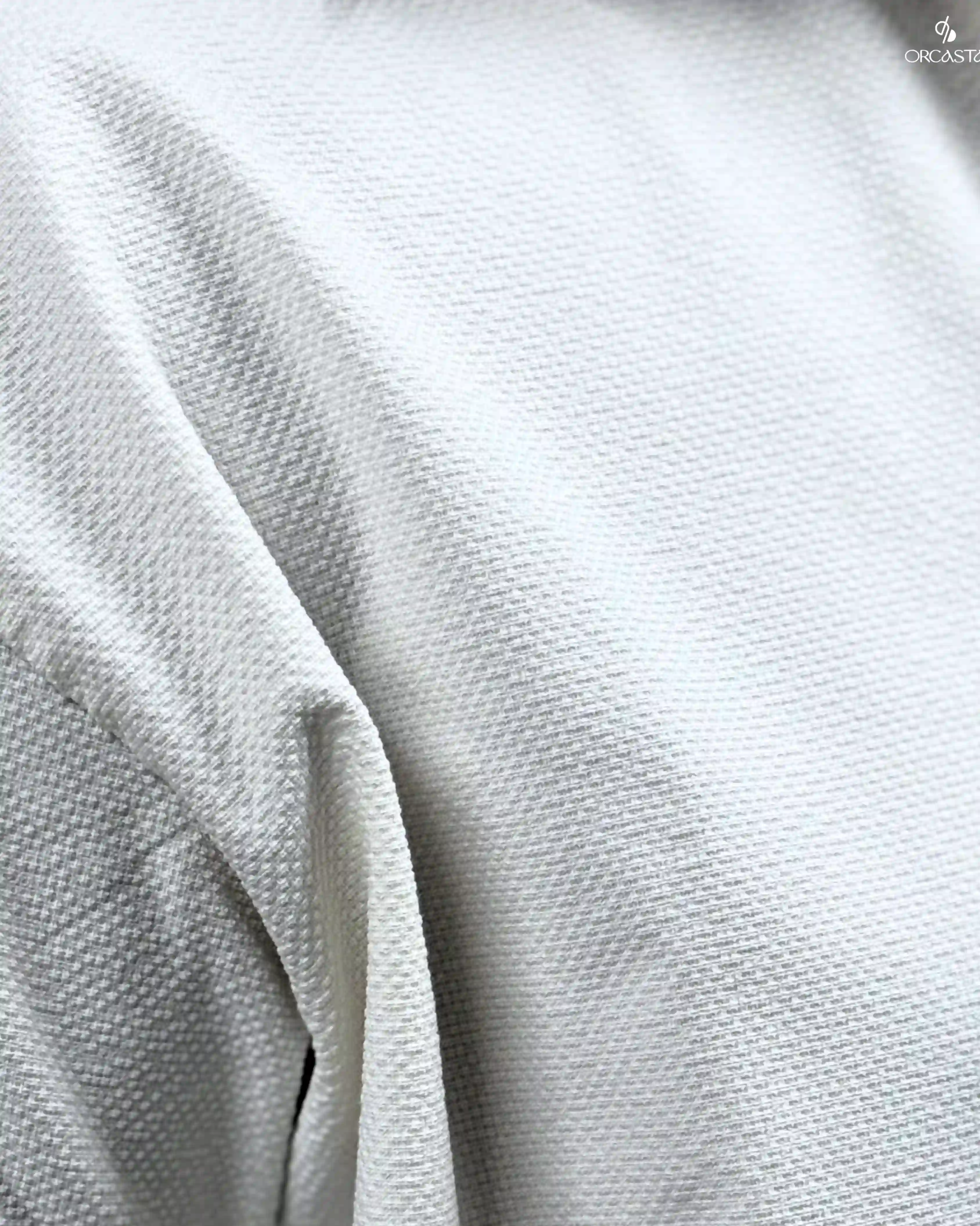 drop_shoulder_shirt_froste_03.webp