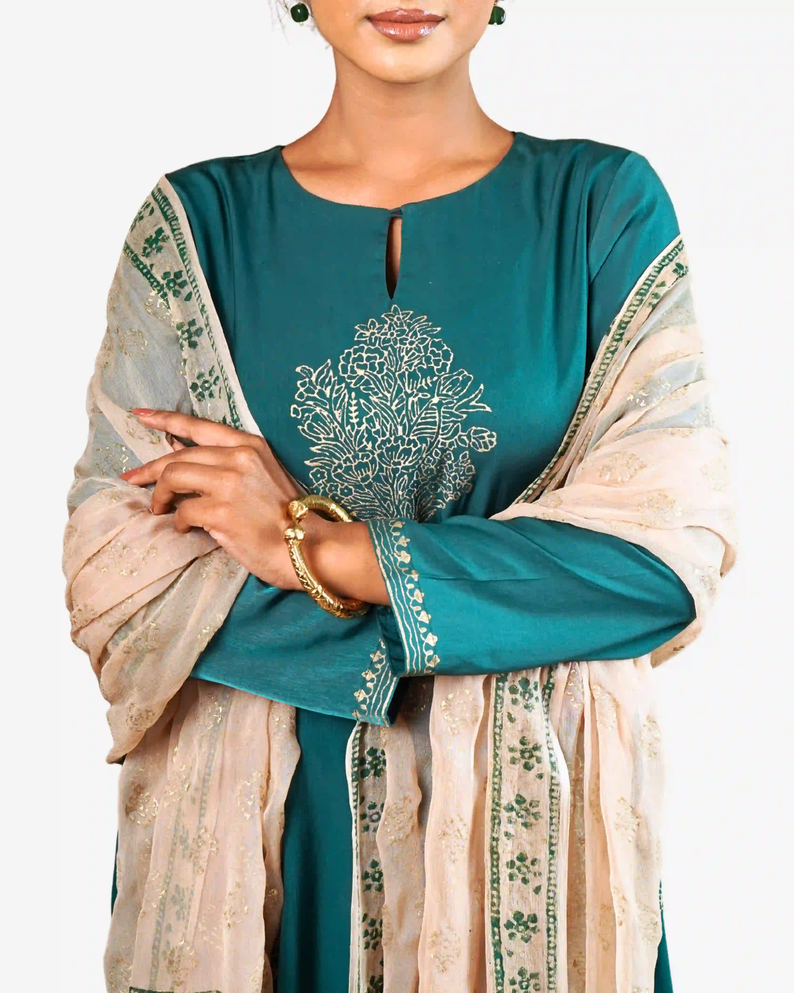 salwar_kameez_torulota_02.webp